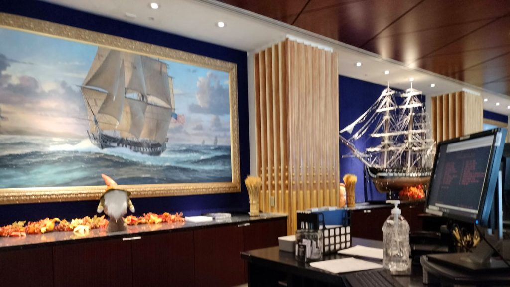 Gaylord National Resort & Convention Center logo with images a historic tall ship painting and model on desk.

Photo credit: Joe A Simpson Jr